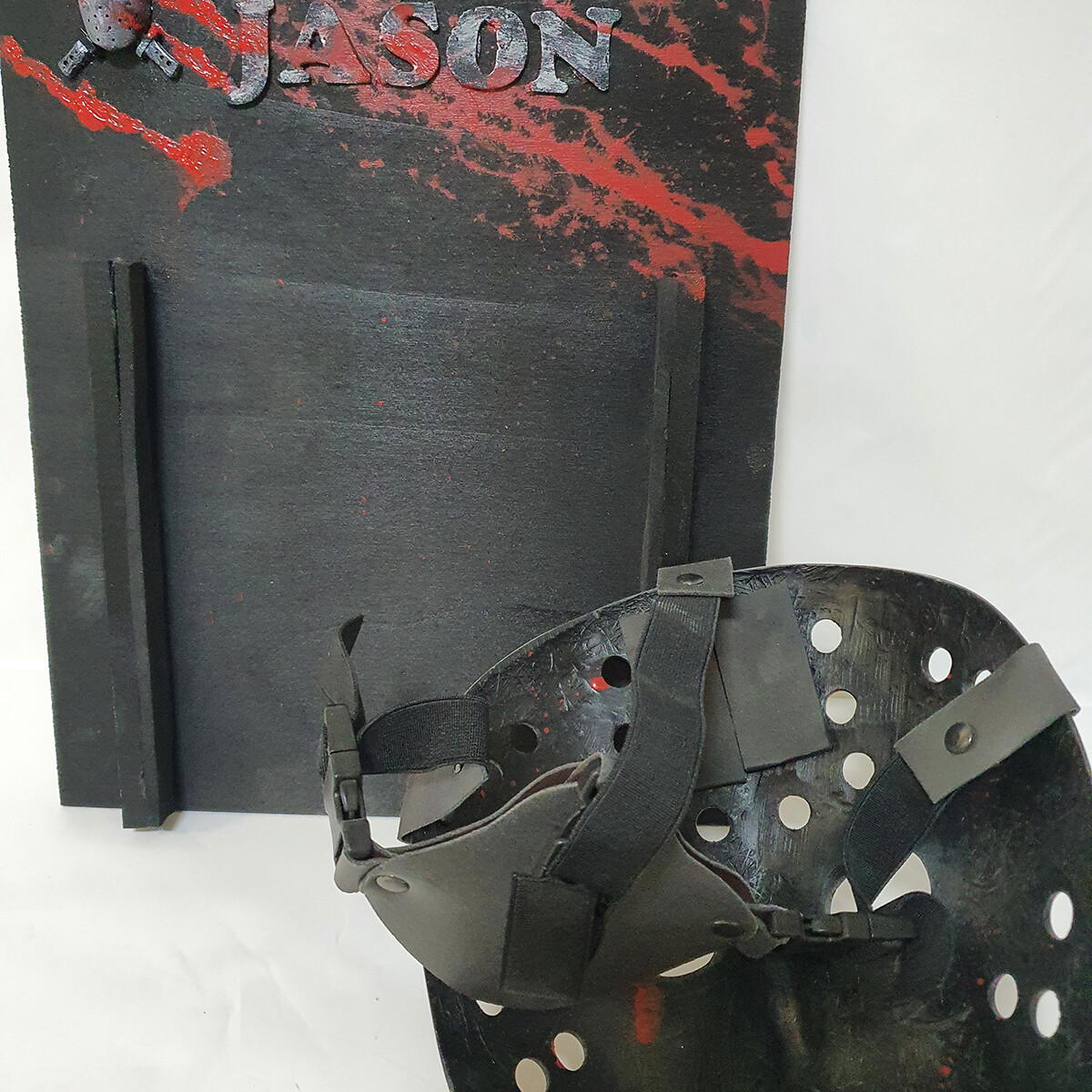 Maschera Jason Voorhees Artigianale in Vetroresina - Made in Italy - immagine 3