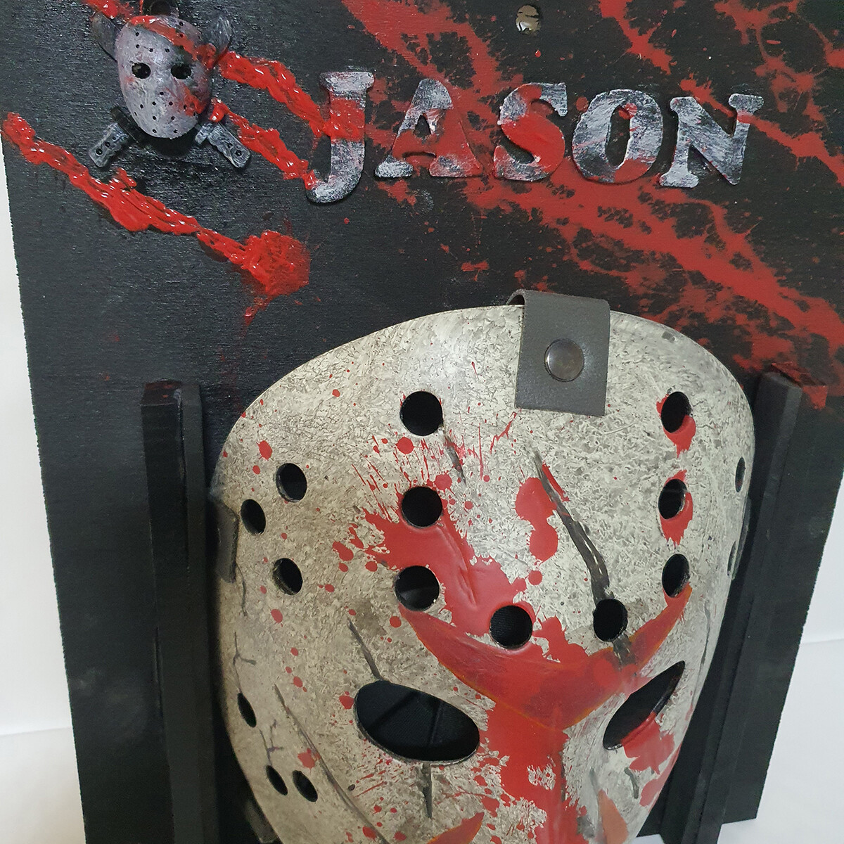 Maschera Jason Voorhees Artigianale in Vetroresina - Made in Italy - immagine 5