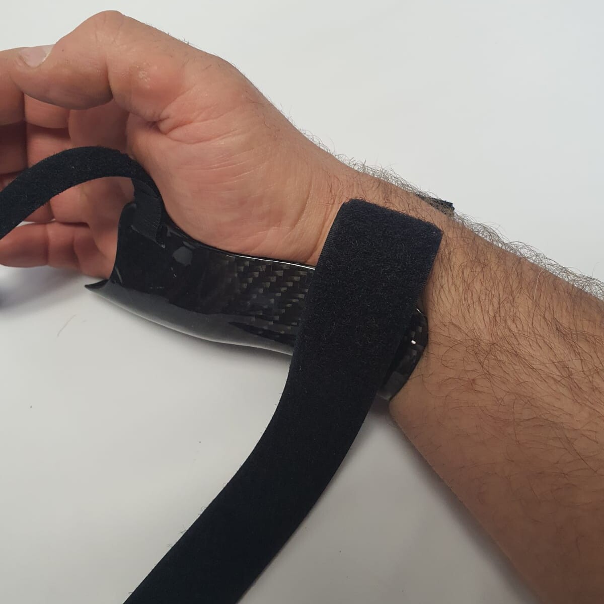 Protezione/Tutori Metacarpale in carbonio Quarto e Quinto osseo Mano Destra - immagine 6