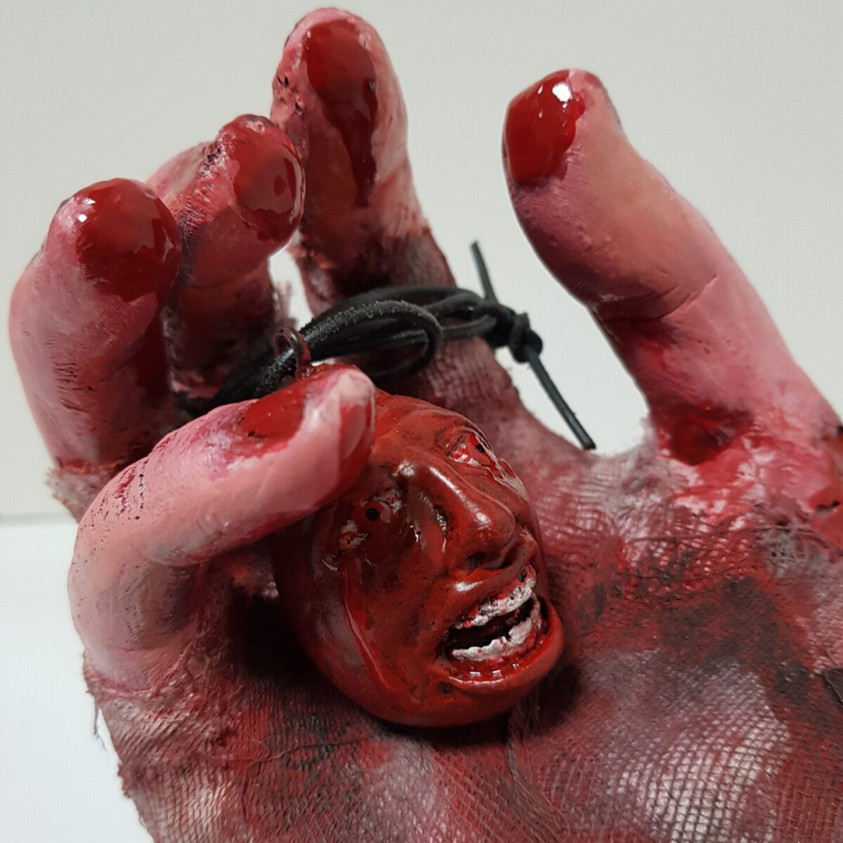 Mano di Grifis (Berserk) - immagine 2