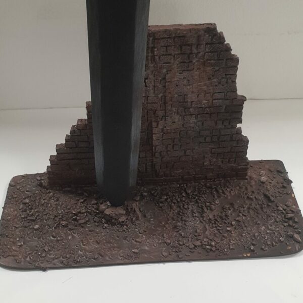wall with dragon slayer Sword Berserk Collection scena epica