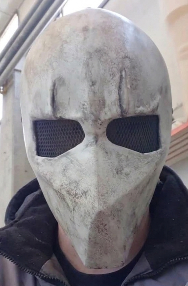 Maschera Tattica Patinata – Finitura Artigianale Effetto Usurato